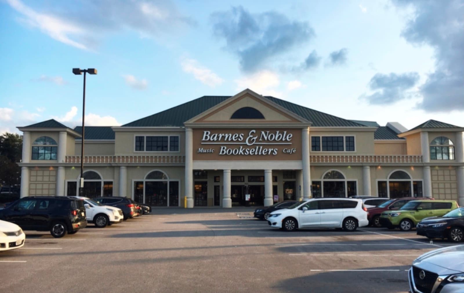 Barnes & Noble Bookstore